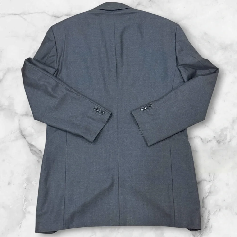 Lubiam L.B.M. 1911 suit jacket made with fabric from Ermenegildo Zegna Wool